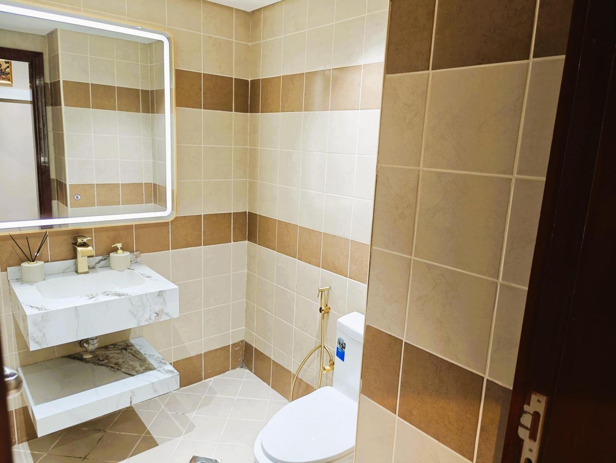 369 Stays- 1 Bedroom Apartment In Sports City Dubai Exteriör bild